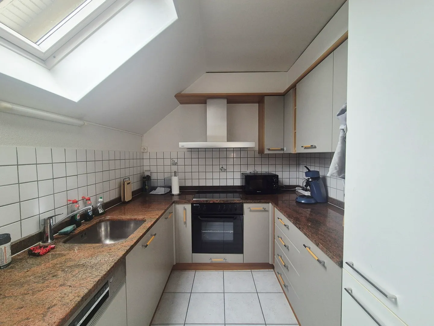 CHÂBLES / 2,5 Zimmer + Mezzanin mit Blick auf den See - Foto 3 von 13