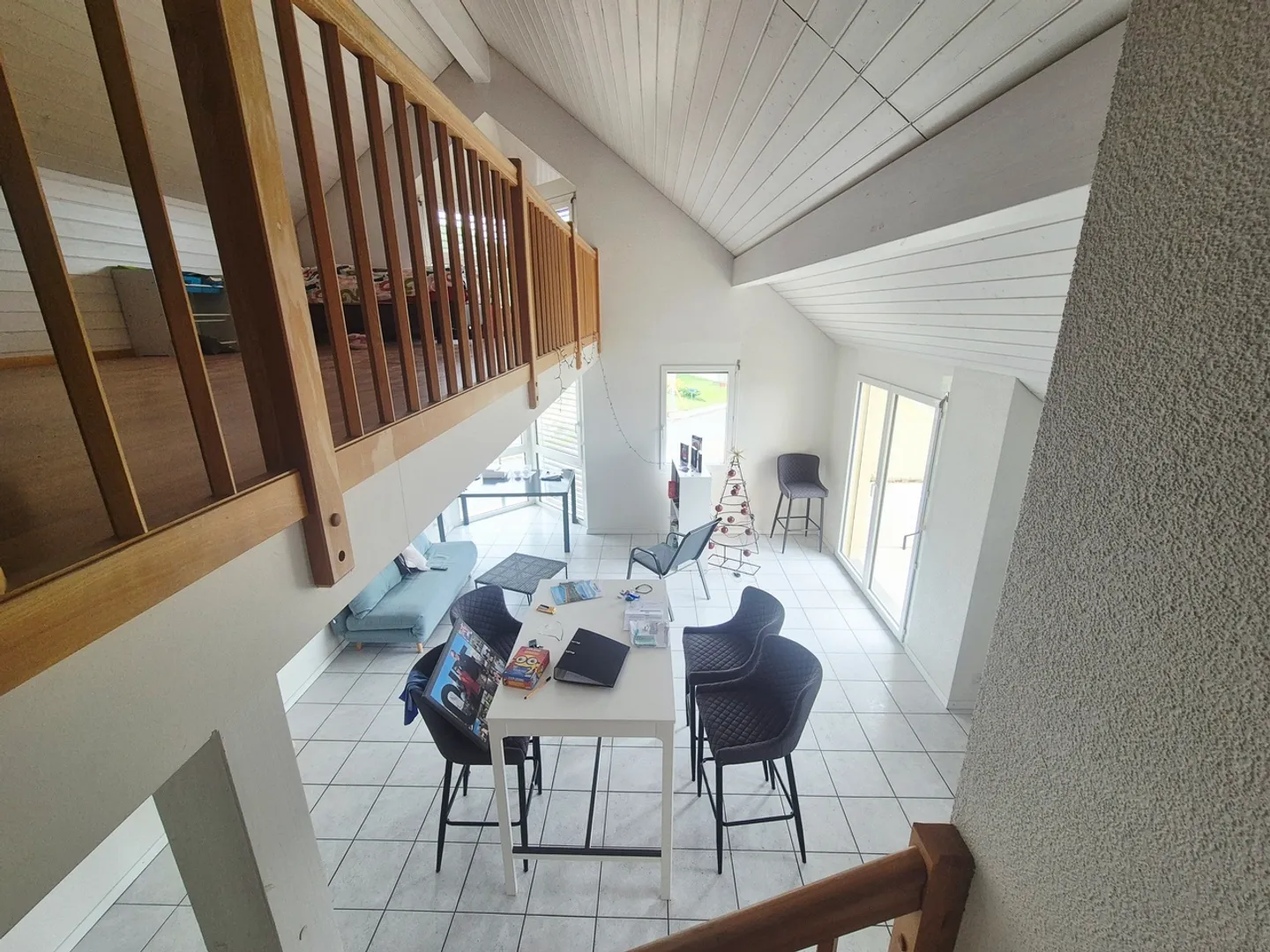 CHÂBLES / 2,5 Zimmer + Mezzanin mit Blick auf den See - Foto 5 von 13