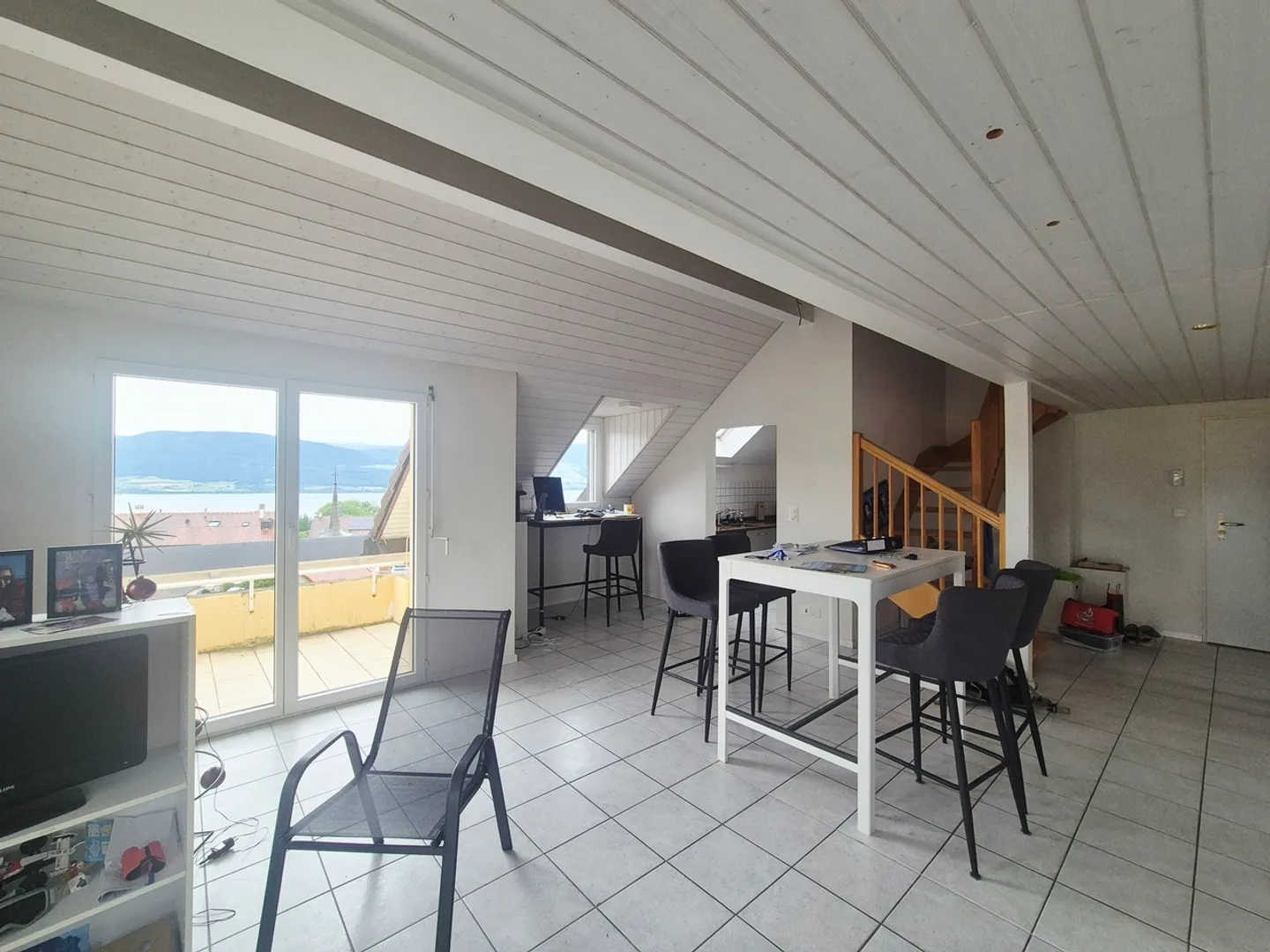 CHÂBLES / 2,5 Zimmer + Mezzanin mit Blick auf den See - Foto 7 von 13