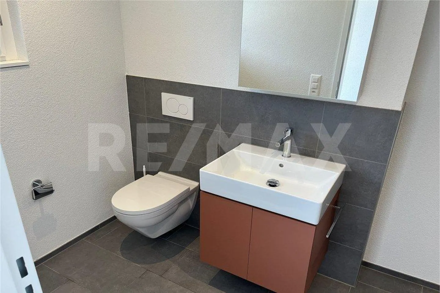 Nuovo progetto di costruzione 6 case unifamiliari a schiera / Casa n. 2 fila superiore - Foto 12 di 13