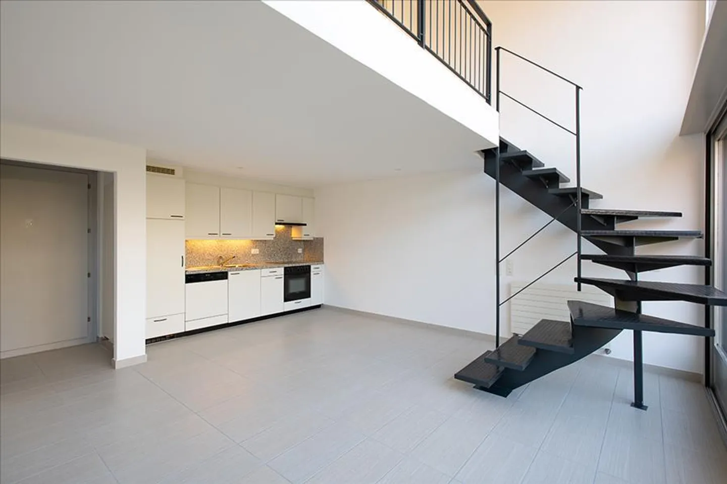 Duplex Incantevole con Giardino Privato - Foto 1 di 7