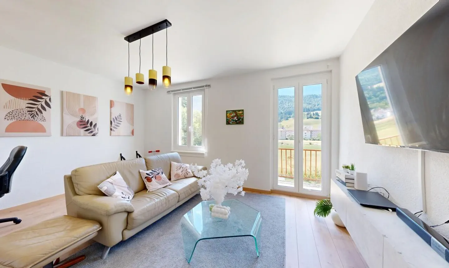Haus mit 2 Wohnungen, großem Garten & großem Potenzial - Foto 2 von 11