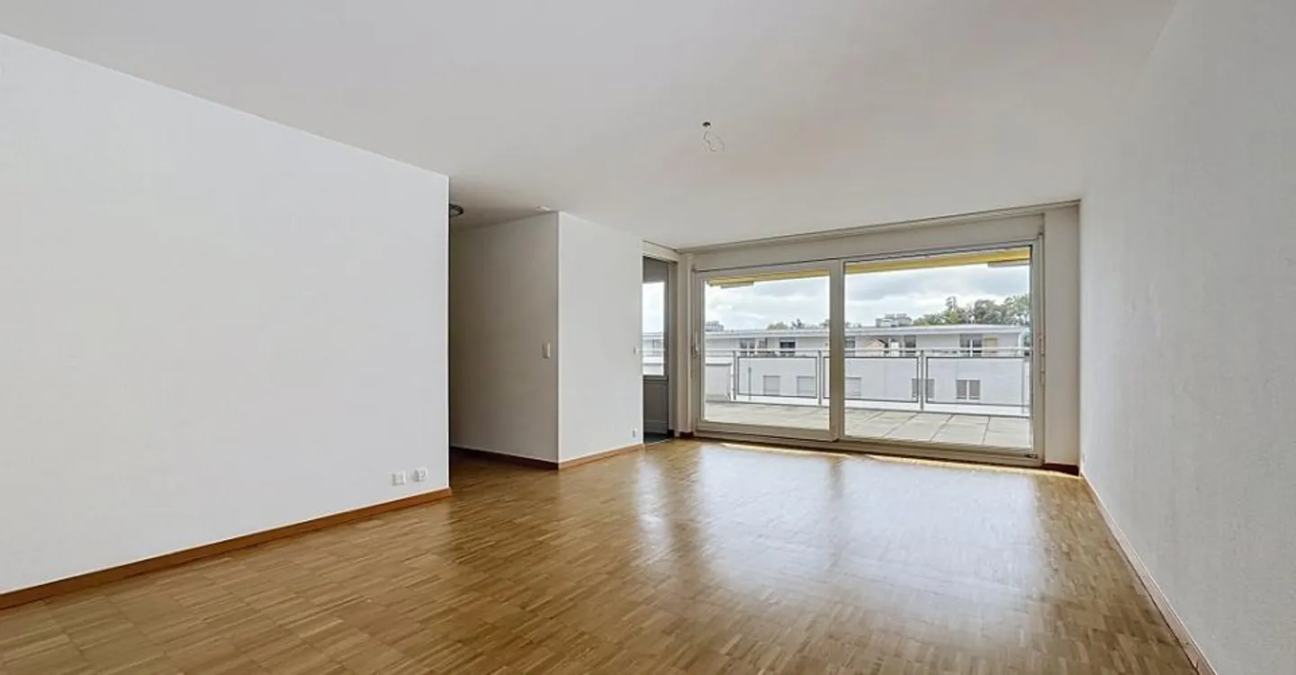 Beautiful 3-room apartment in the attic - Photo 2 of 12