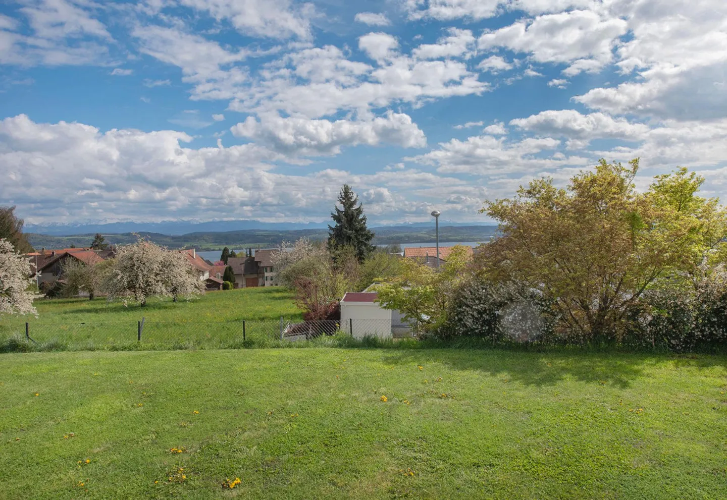 Villa moderna con vista da sogno - Foto 2 di 16