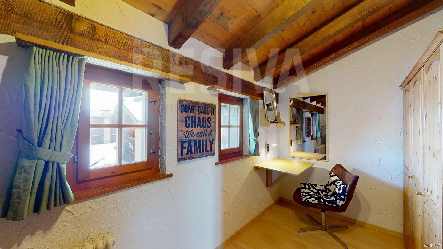 Appartamento duplex ristrutturato con balcone - elegante e centrale - Foto 25 di 34