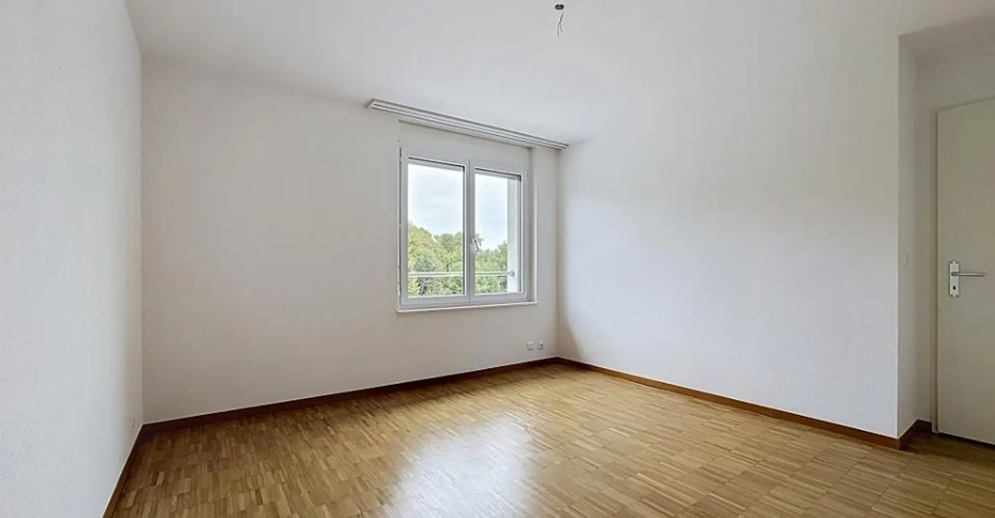 Beautiful 3-room apartment in the attic - Photo 4 of 12