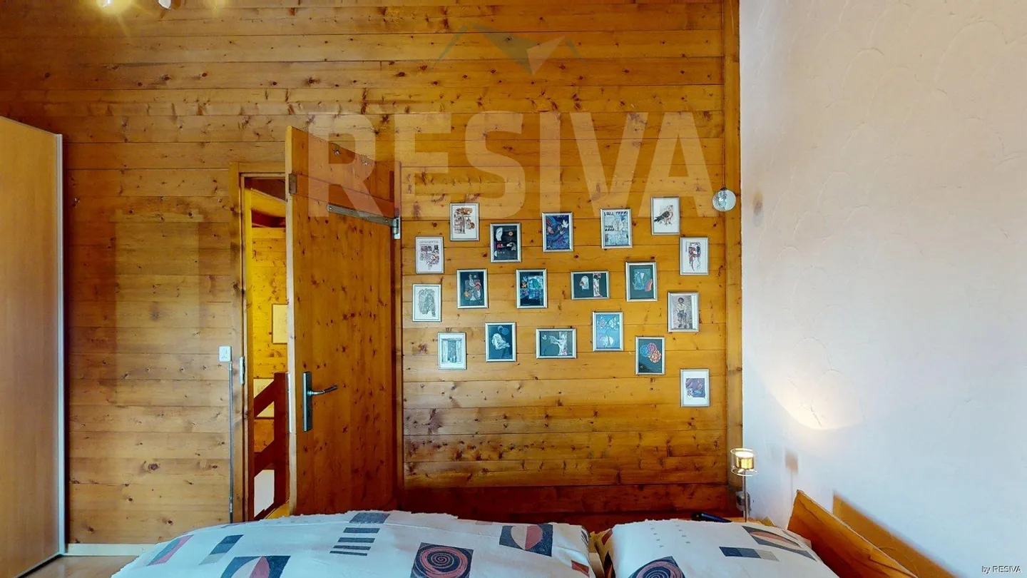 Appartamento duplex ristrutturato con balcone - elegante e centrale - Foto 23 di 34