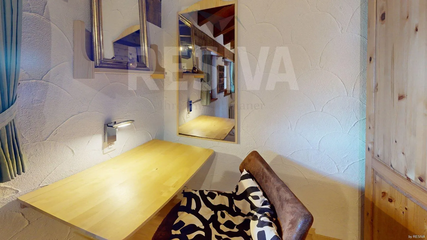 Appartamento duplex ristrutturato con balcone - elegante e centrale - Foto 28 di 34