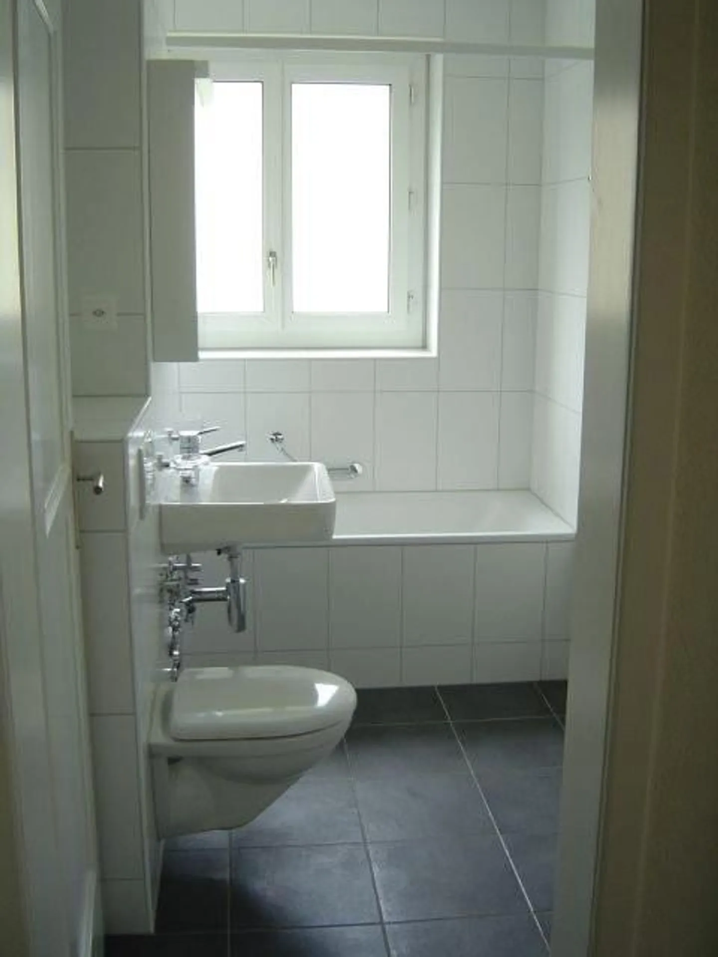 MODERN APARTMENT - TOP DEVELOPED! - Photo 4 of 10