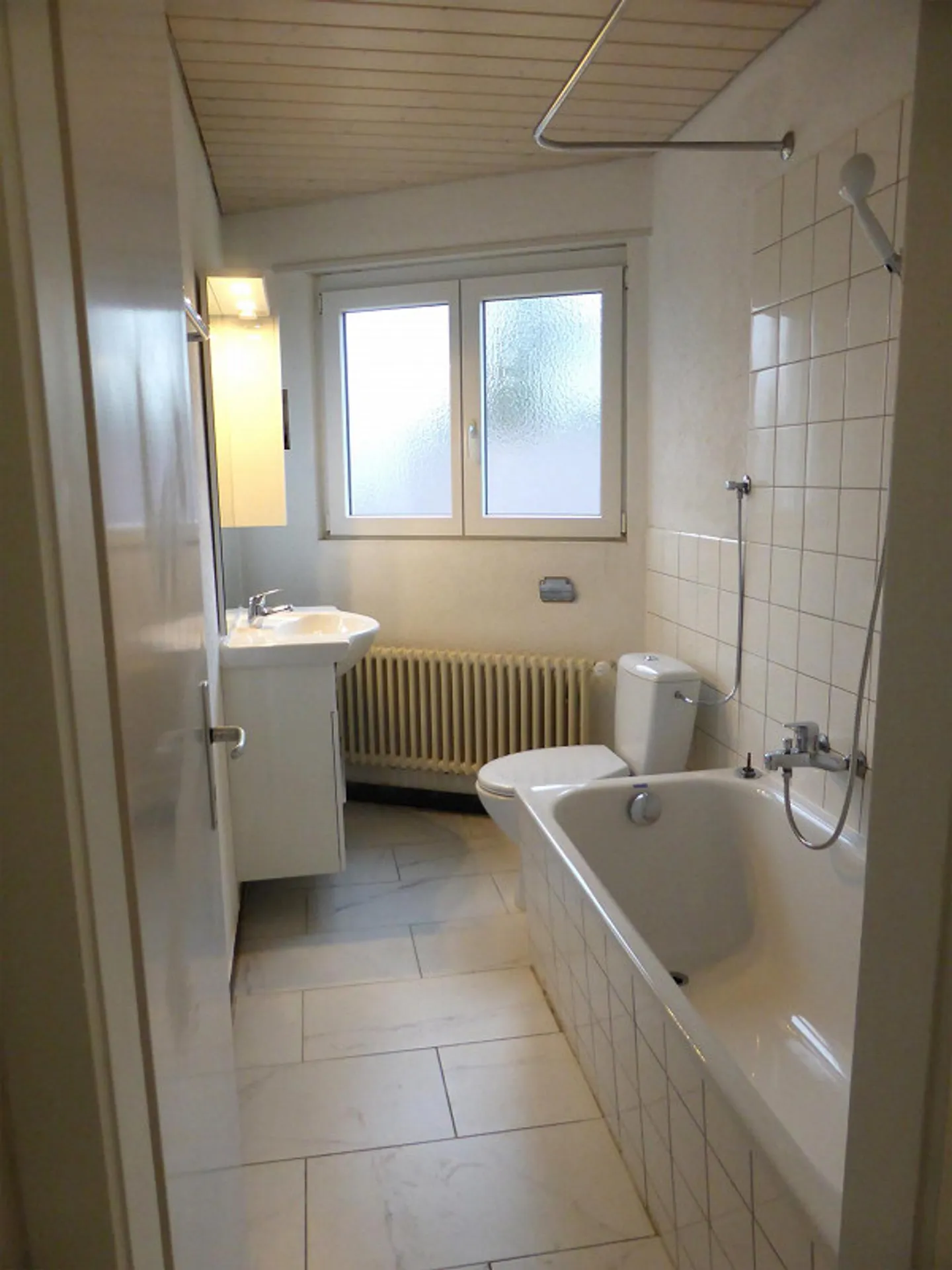 Appartement moderne de 3 pièces avec 2 balcons à Biel&Bienne - Photo 5 sur 8