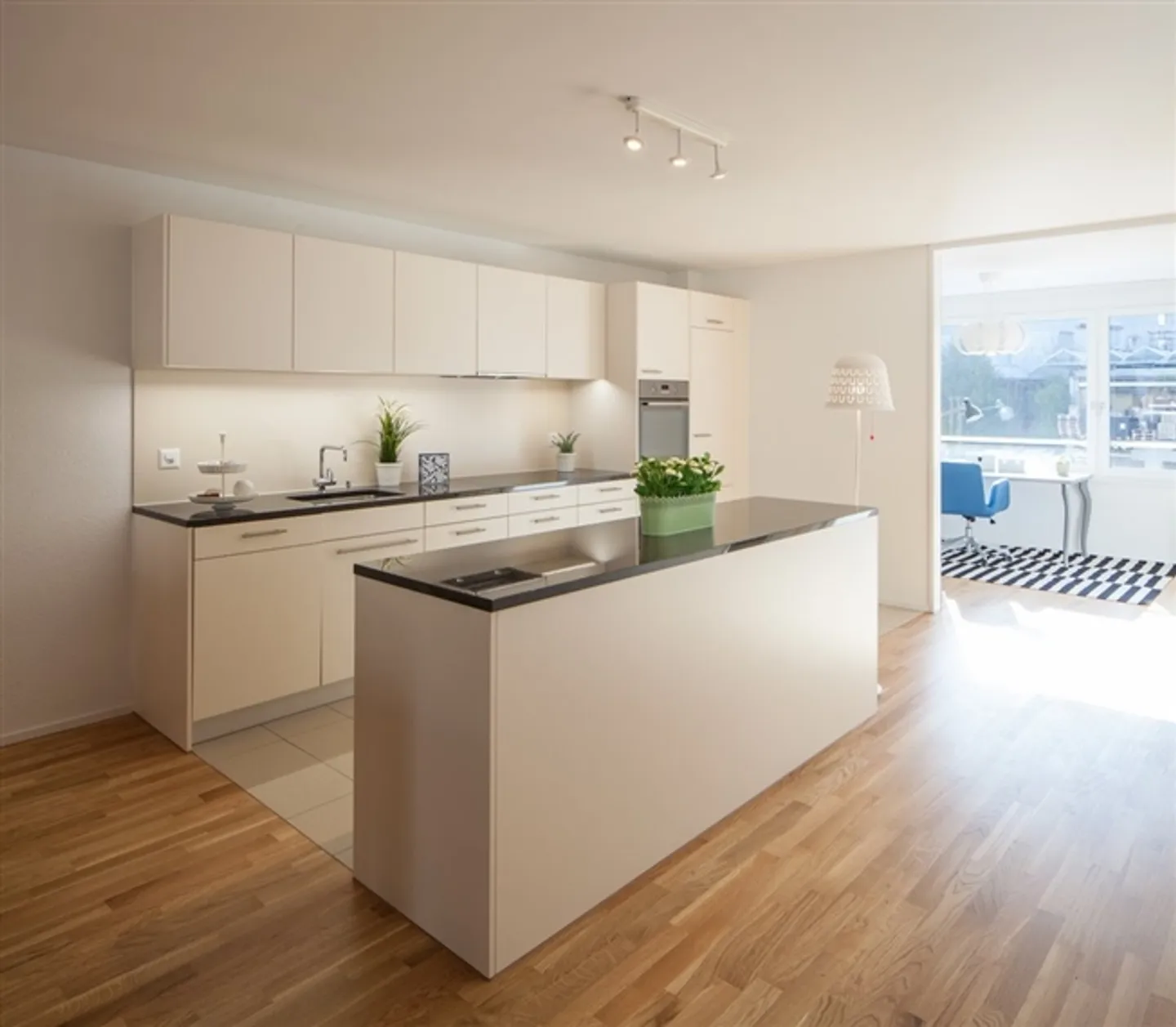 Family-friendly apartment in Boll - Photo 1 of 8