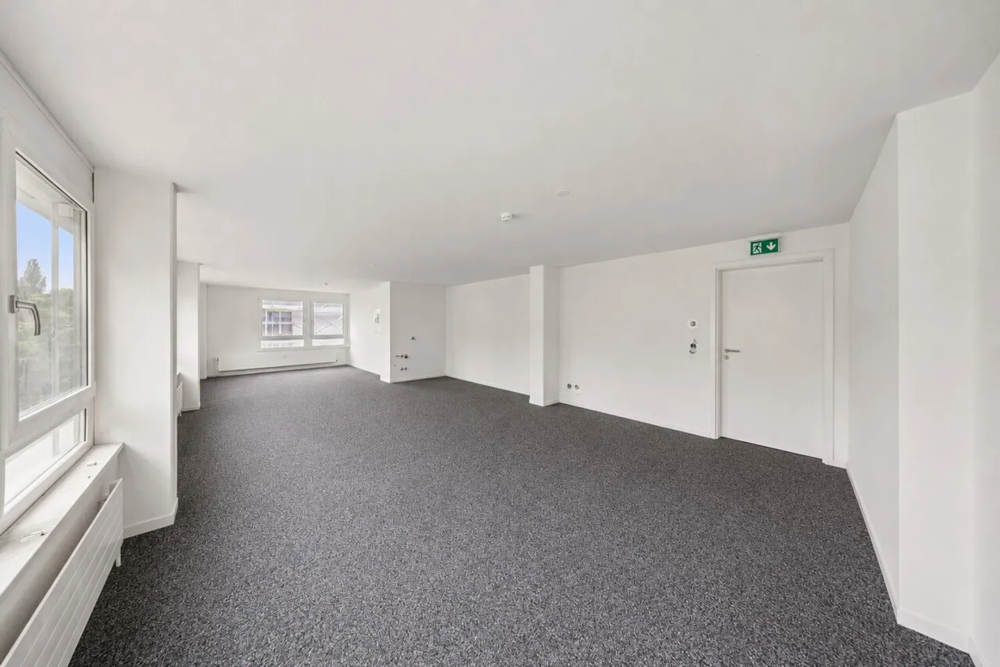 Compact, flexible and immediately usable - Office near the city of Bern - Photo 2 of 2