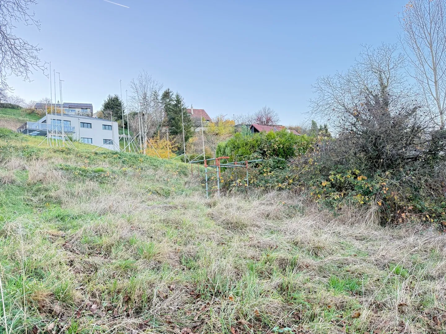 Exklusivität Orbe - 1200 m2 vollständig bebaubares Grundstück! - Foto 4 von 7