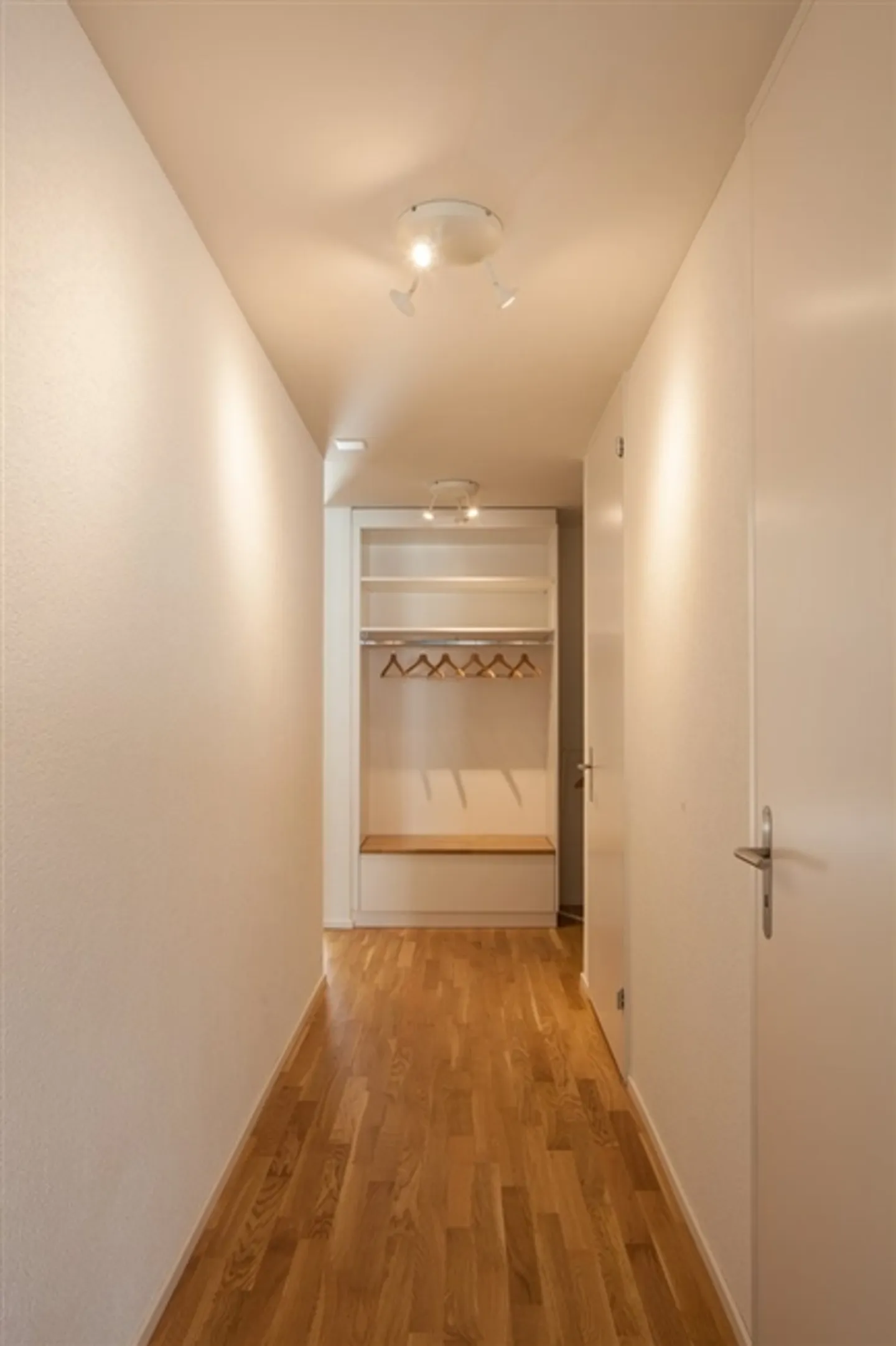 Family-friendly apartment in Boll - Photo 6 of 8