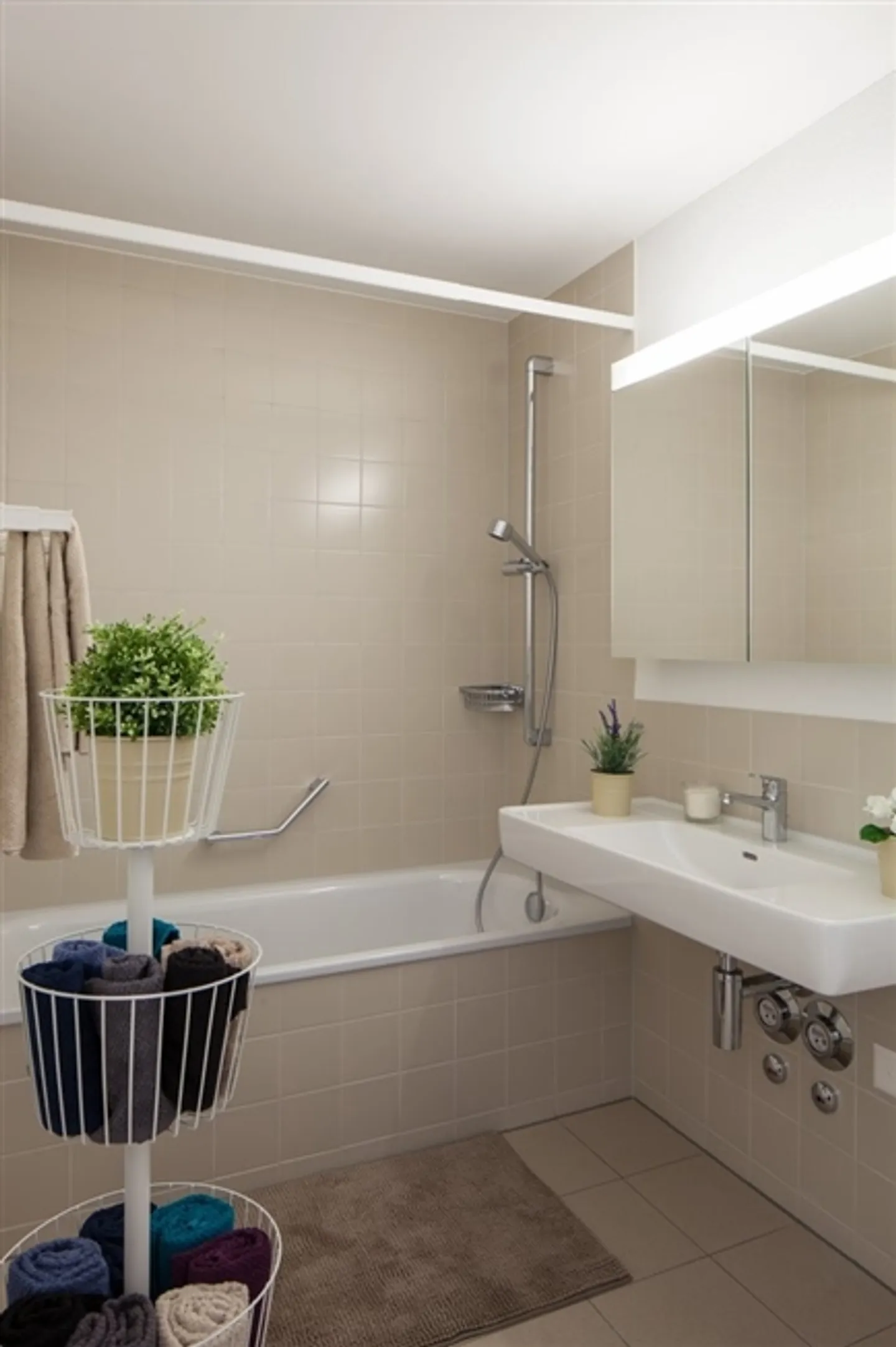 Family-friendly apartment in Boll - Photo 7 of 8