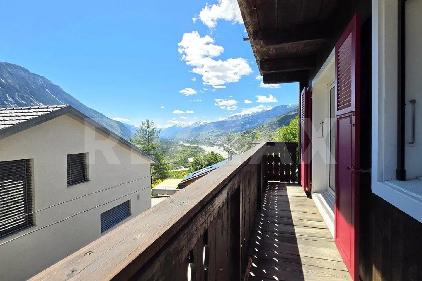 Living & Working in the City Center: Renovated Historic Gem with Rhône View - Photo 11 of 13