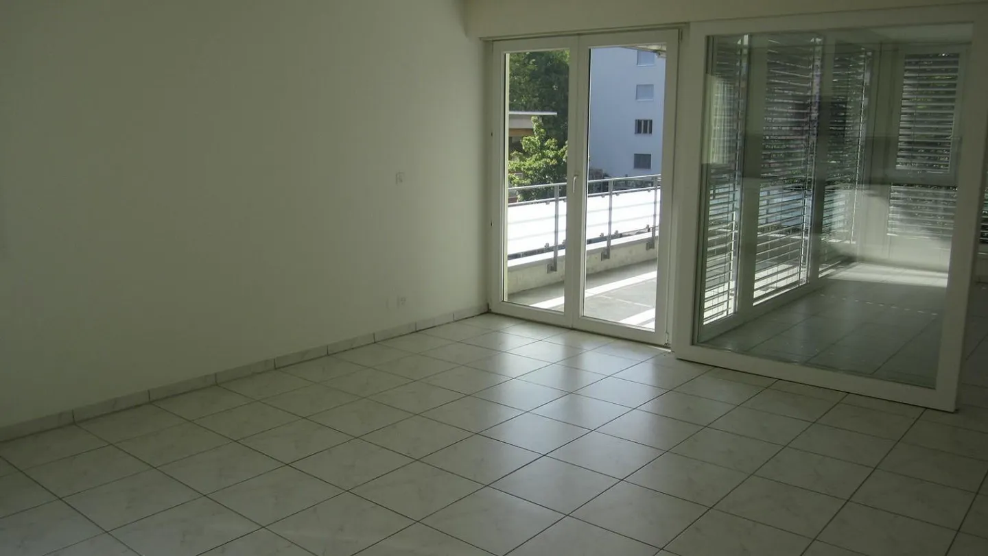 Appartamento soleggiato giusto in tempo per l'estate - Foto 2 di 7