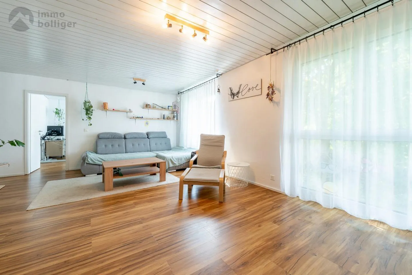 Un «Moyen» de Bonheur - Votre Nouveau Foyer Réunit avec Idylle de Jardin - Photo 4 sur 15