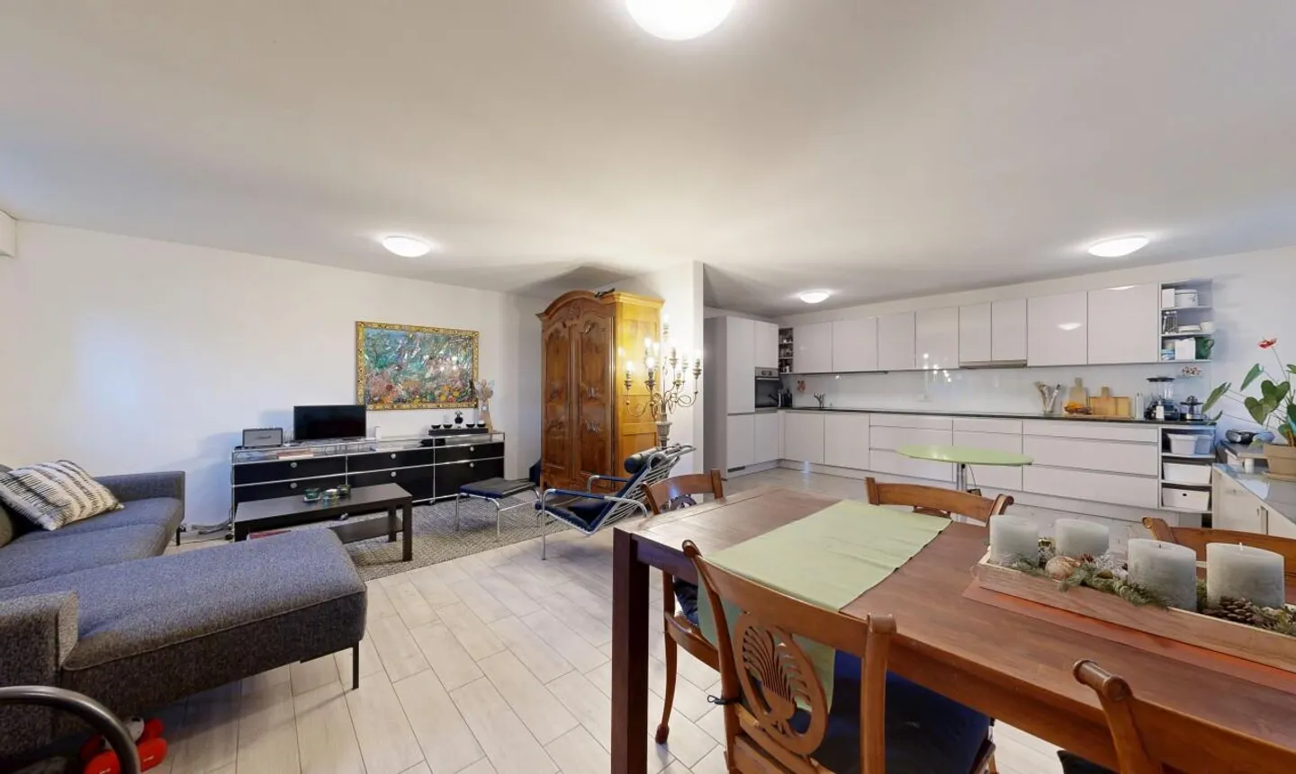 Extraordinary 3.5-room residential studio with garden in a quiet location - Photo 3 of 11