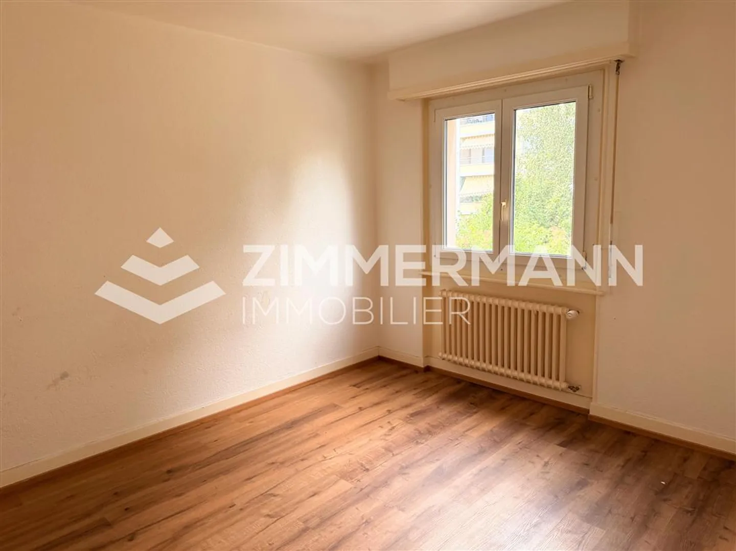 Geräumiges Appartement in ruhiger Lage - Foto 6 von 7