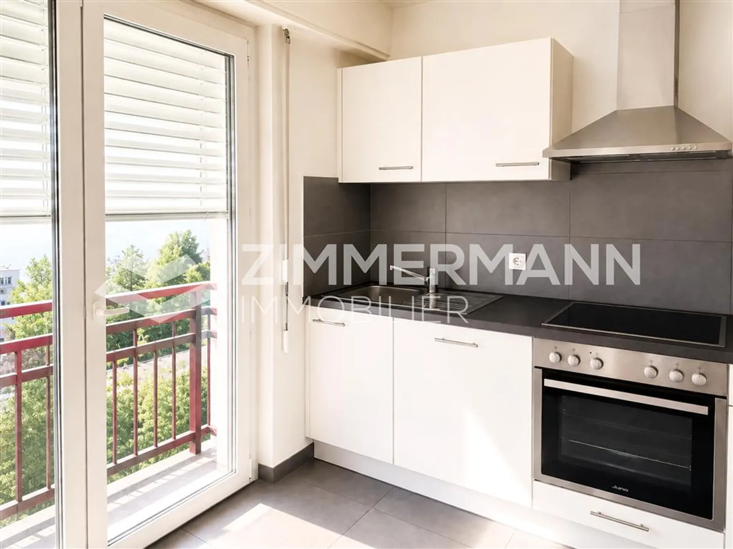 Geräumiges Appartement in ruhiger Lage - Foto 3 von 7
