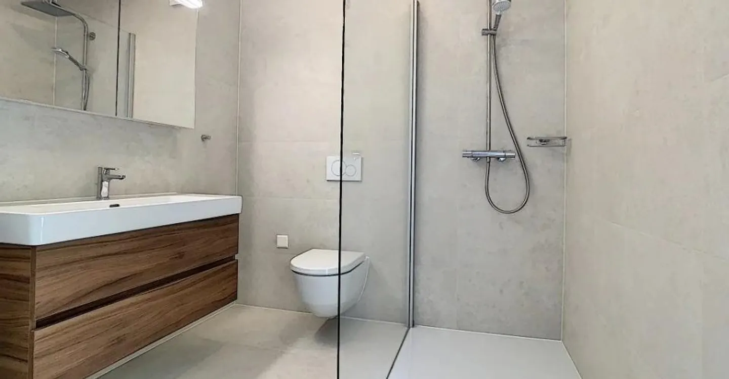 Appartement d'exception avec vue sur le lac - Photo 8 sur 10