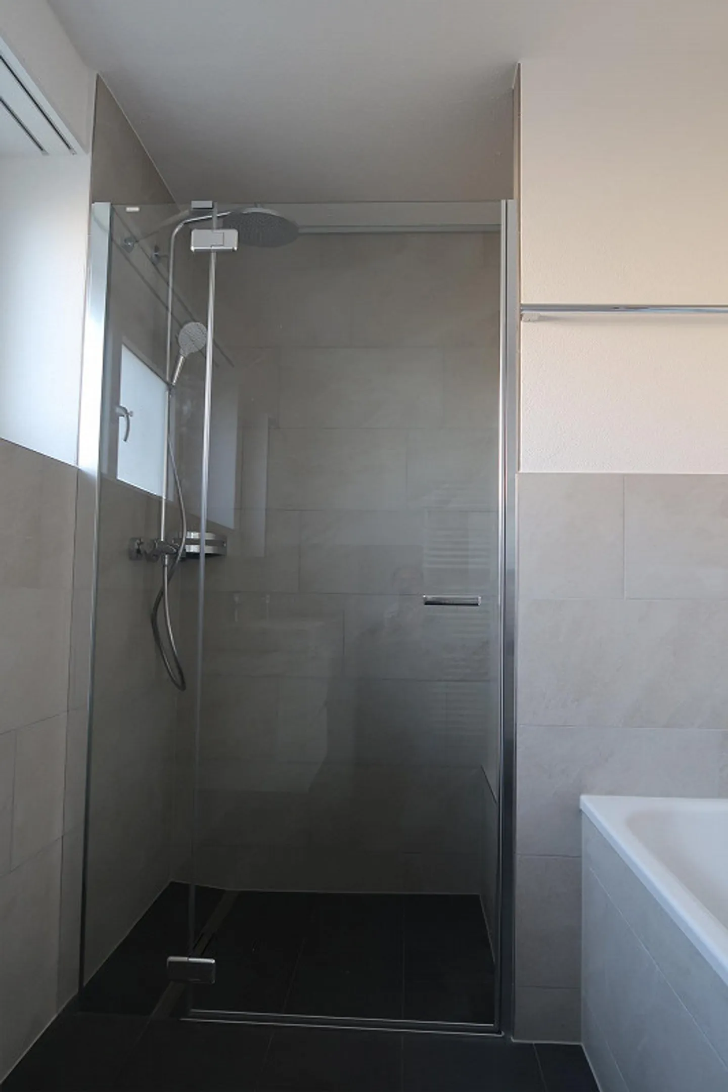 Your new home with panoramic view of Fürstenland - Photo 8 of 16