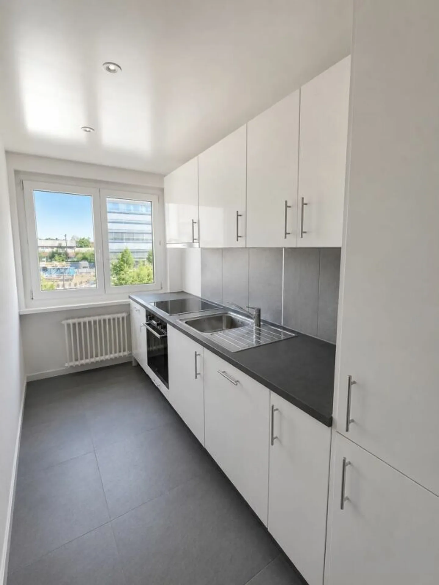 Appartamento piacevole di 3 stanze al 2° piano – Chêne-Bourg - Foto 2 di 8