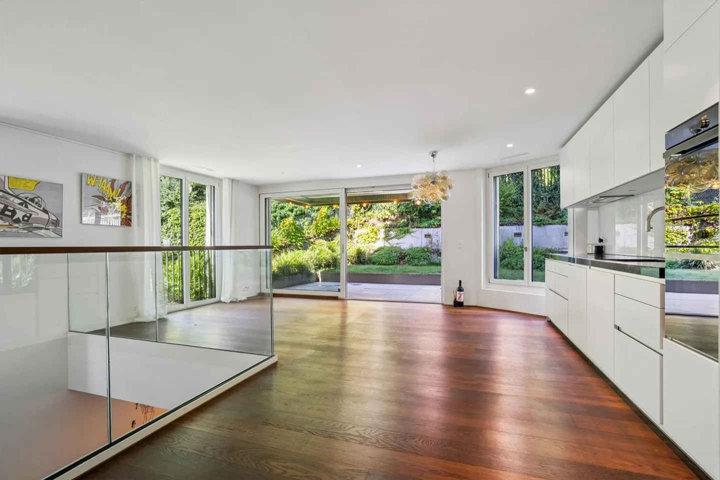 Garden Maisonette Apartment with Potential - Photo 6 of 8