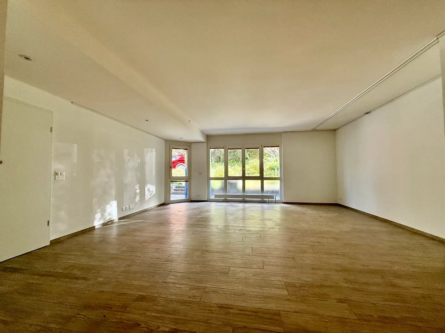 3,5 Zimmer im Erdgeschoss - Foto 3 von 7