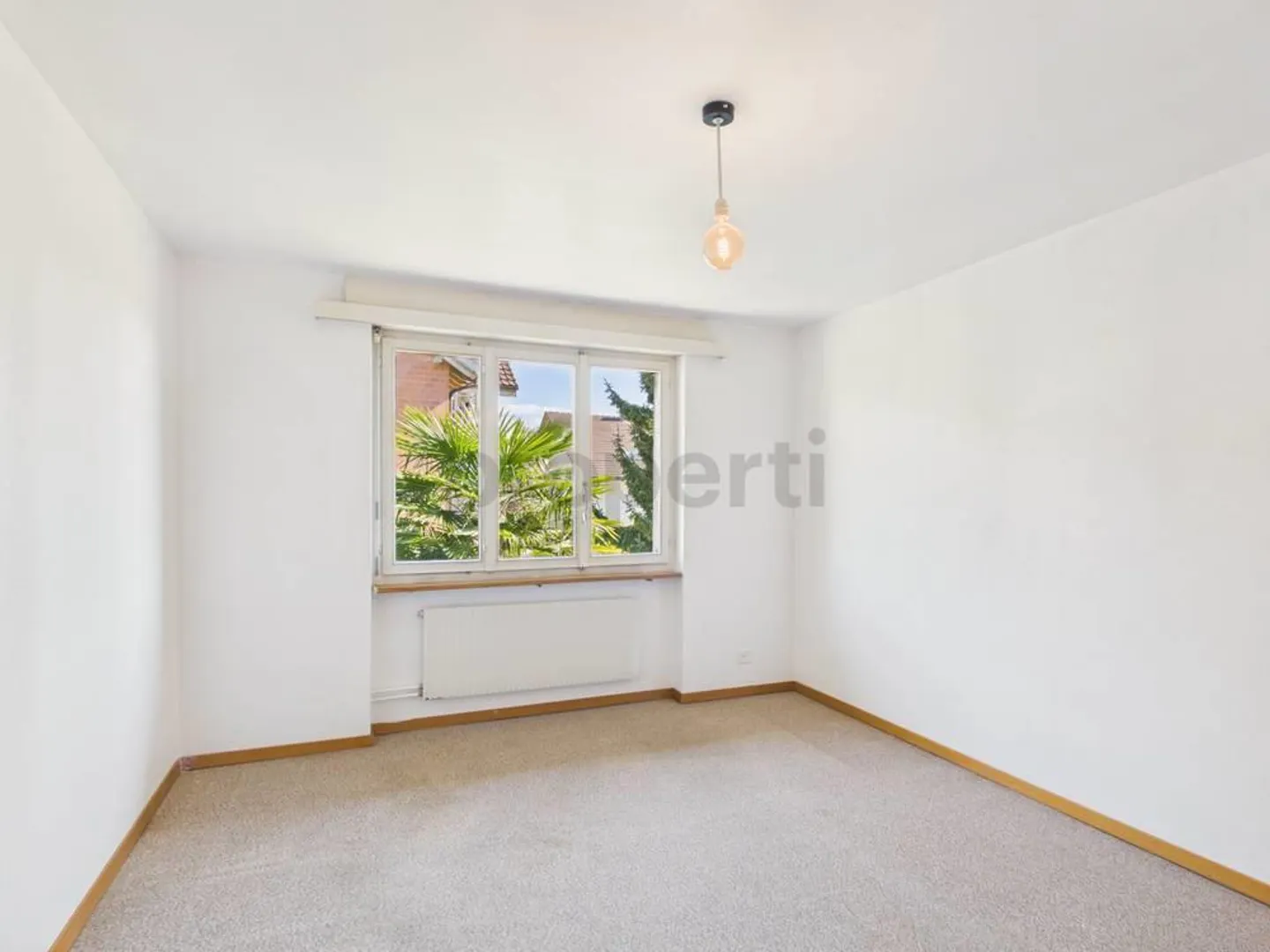 Familienhaus mit sonnigem Balkon - Foto 11 von 18