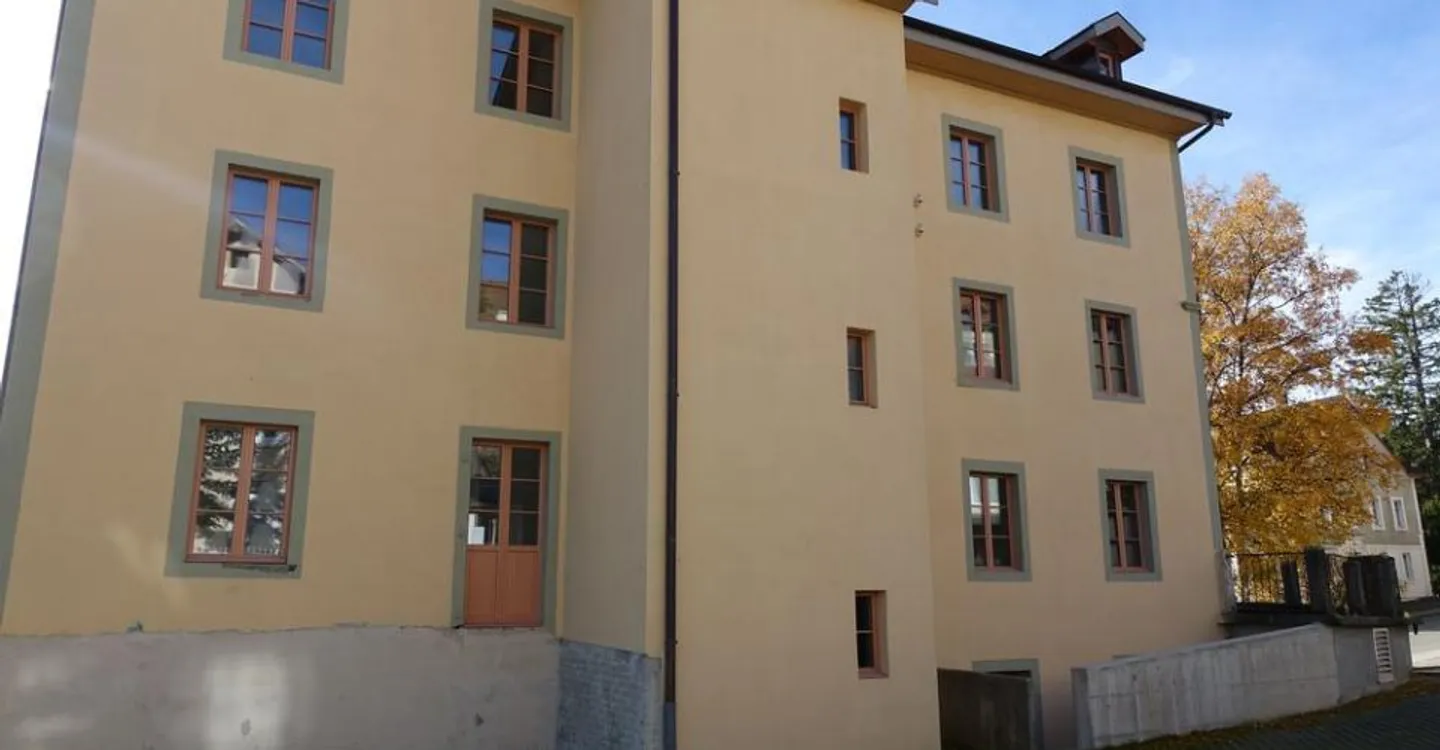 Tramelan - Fully renovated 3.5 room apartment (1st month free) - Photo 7 of 7