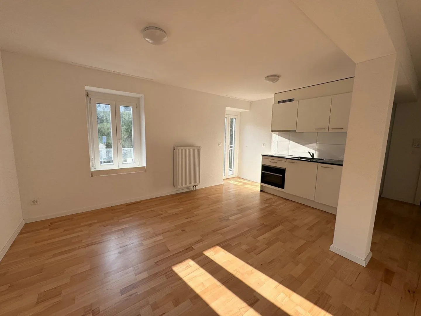 Belle appartement 1.5 pièces avec balcon - Photo 1 sur 4