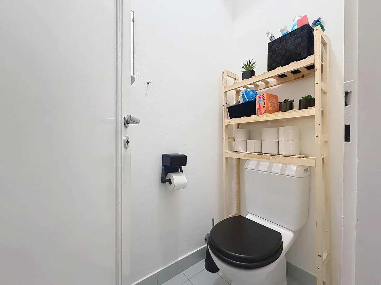 2.5 Room Apartment - Photo 7 of 8