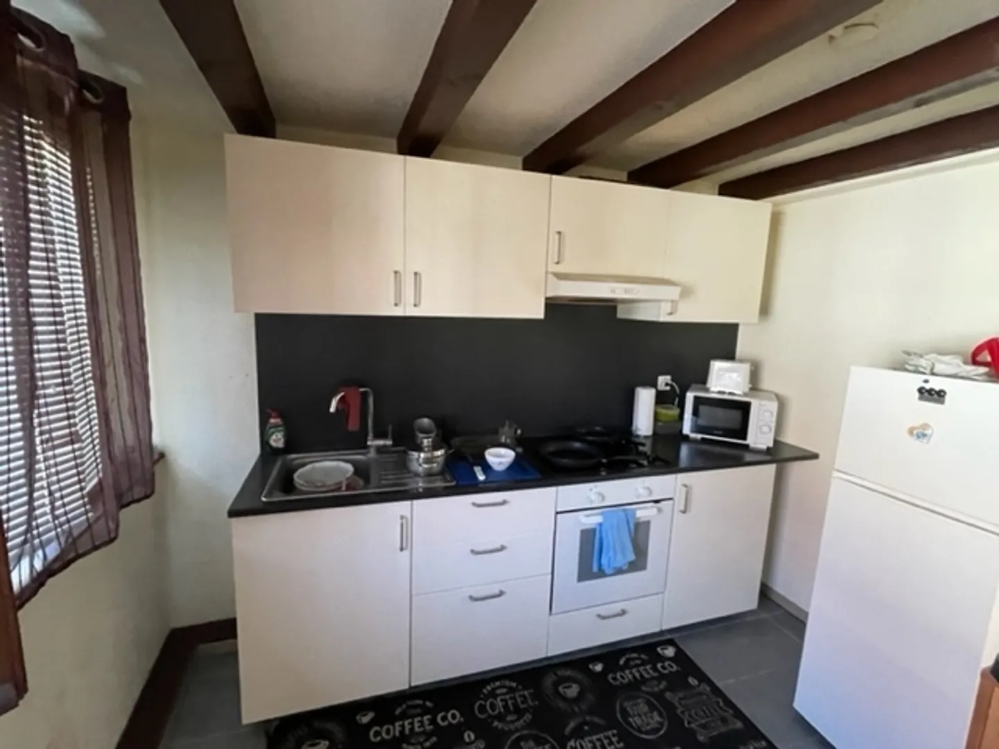 DA AFFITTARE dal 01.07.2026 - Grande studio 40m2 - Rue de Vuary 15 - Payerne - Foto 2 di 6