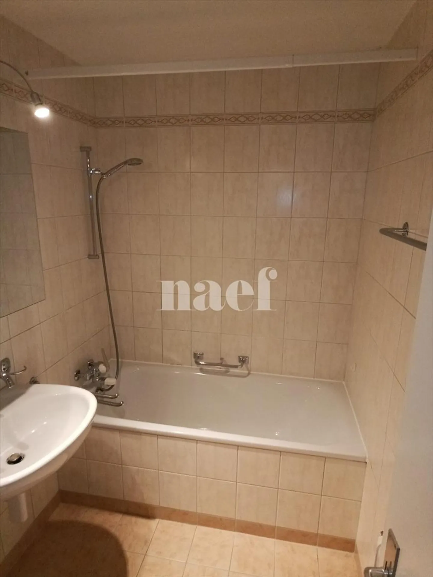 Appartement 2 pièces - Photo 2 sur 4