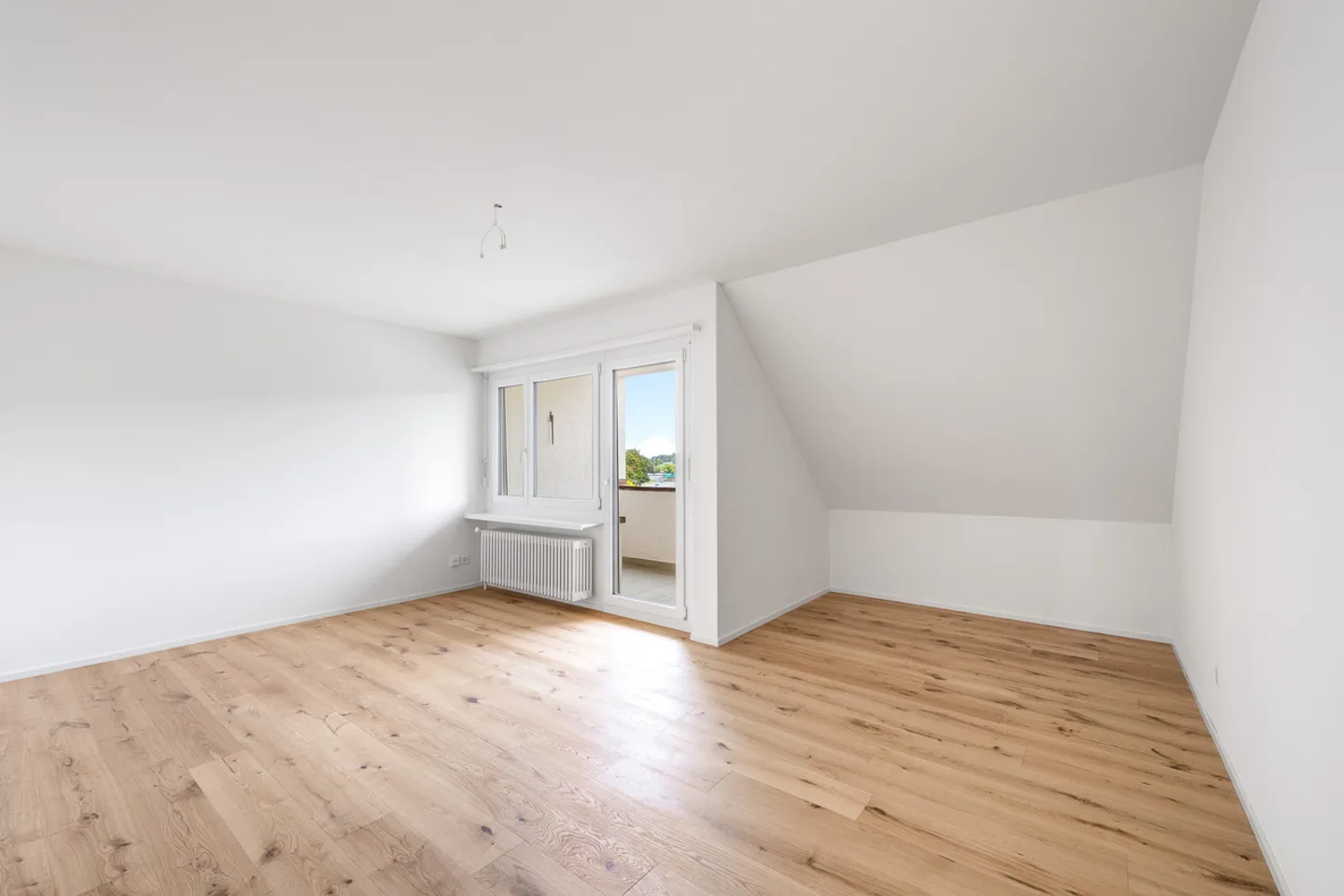 Récemment rénové - Central - Votre nouveau chez-vous ? - Photo 3 sur 12