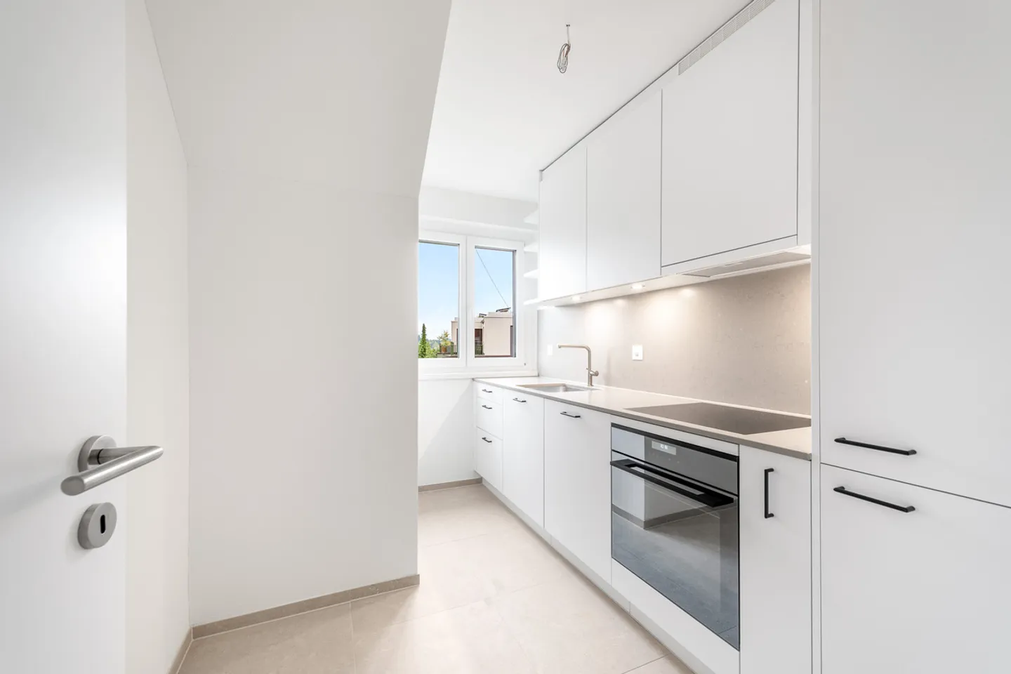 Récemment rénové - Central - Votre nouveau chez-vous ? - Photo 8 sur 12