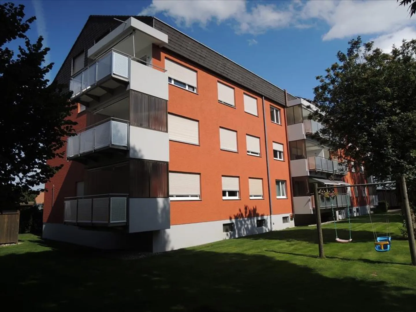 Helle Wohnung mit Balkon - Foto 1 von 8