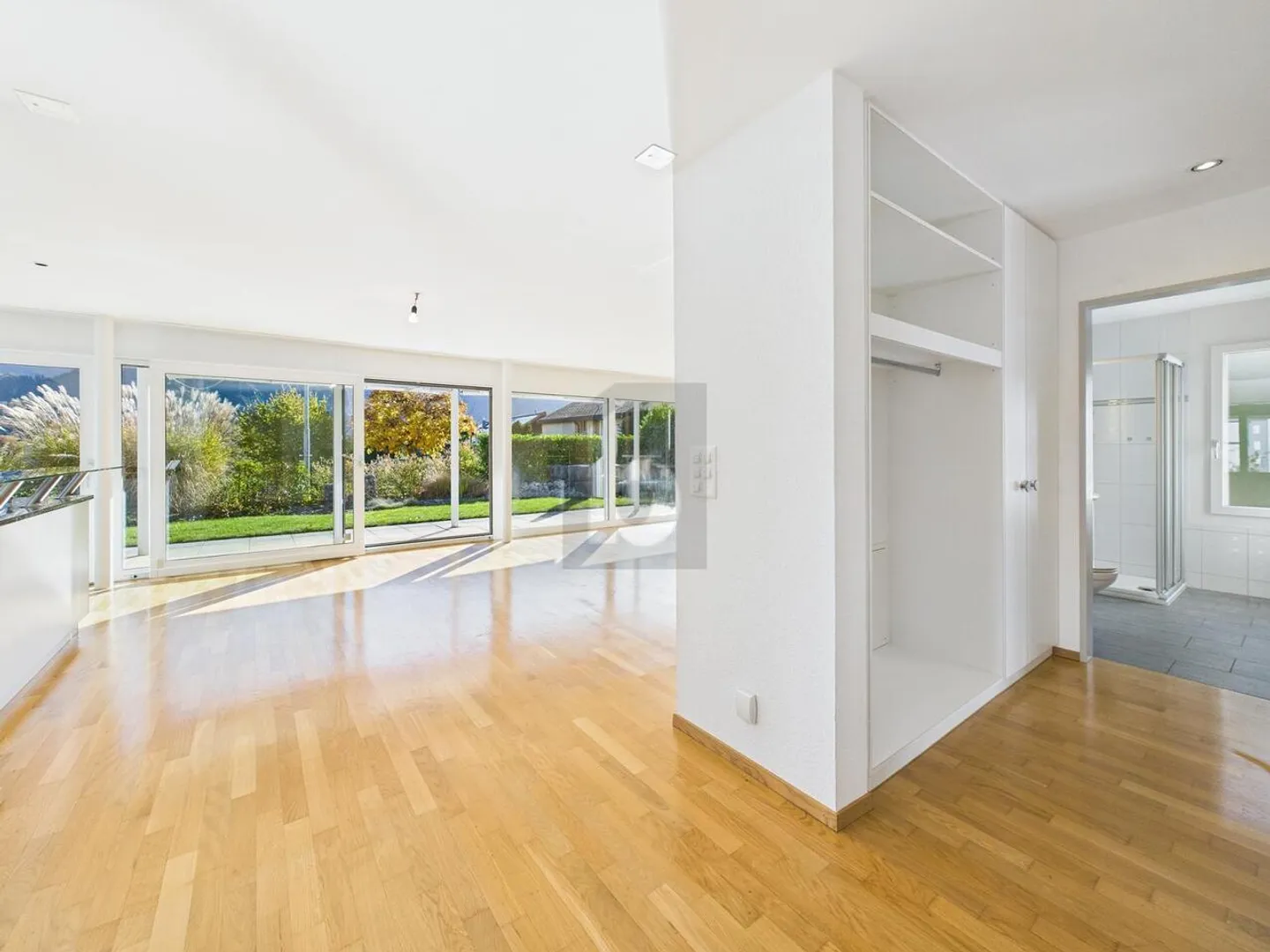 CHARMANT MIT BLICK AUF DIE ALPENKETTE - Foto 2 von 6