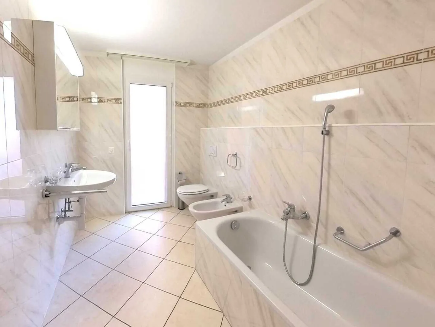 Appartamento 4½ locali con 3 balconi - Vicino al lago e come seconda casa - Foto 6 di 13