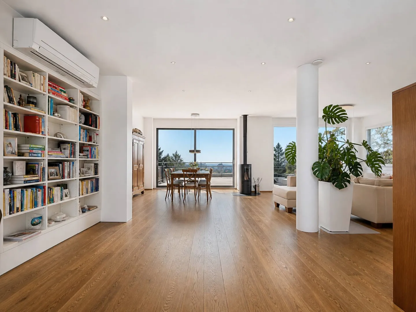 Duplex Contemporain avec Vue sur le Lac - Photo 3 sur 12