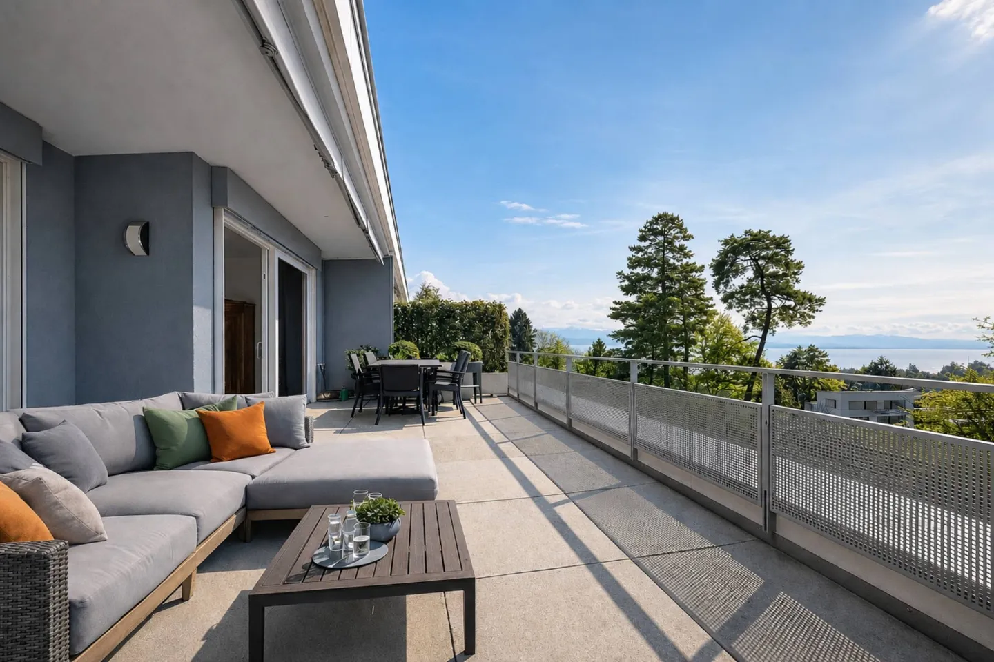 Duplex Contemporain avec Vue sur le Lac - Photo 1 sur 12