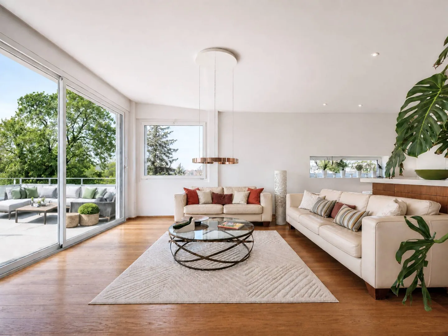 Duplex Contemporain avec Vue sur le Lac - Photo 2 sur 12