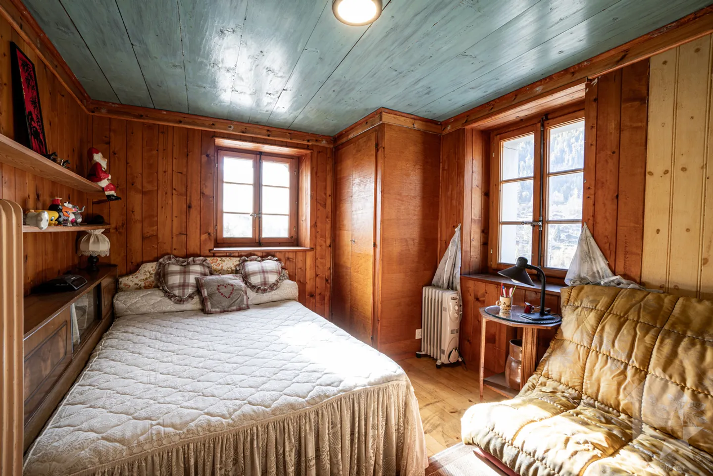 Appartement au centre du village à rénover avec raccard & annexes - Photo 6 sur 18