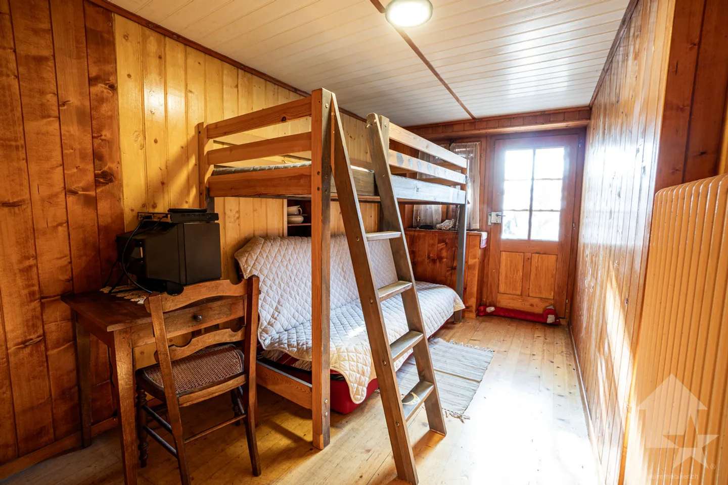 Appartement au centre du village à rénover avec raccard & annexes - Photo 7 sur 18