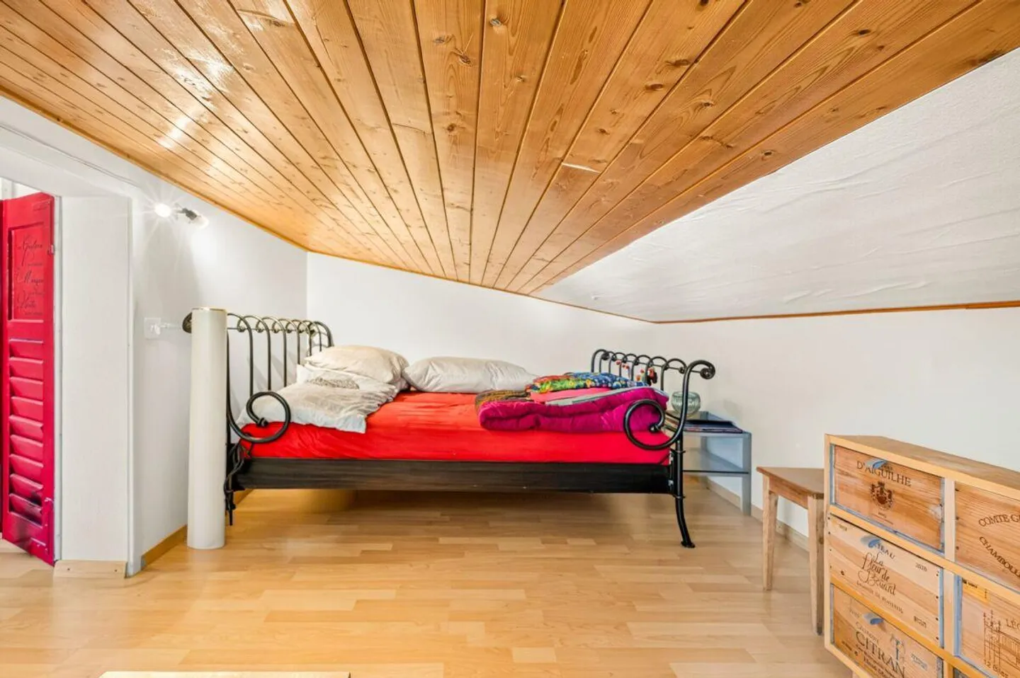 Charmant appartement mansardé de 2.5 pièces dans un endroit calme - Votre nouveau chez-vous vous attend! - Photo 15 sur 30