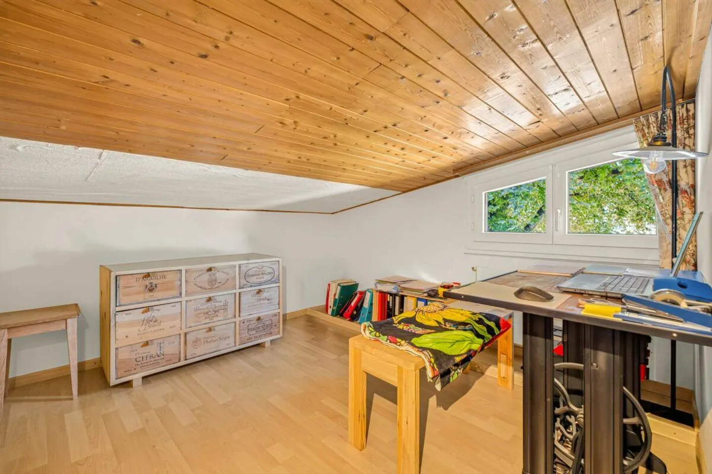 Charmant appartement mansardé de 2.5 pièces dans un endroit calme - Votre nouveau chez-vous vous attend! - Photo 16 sur 30
