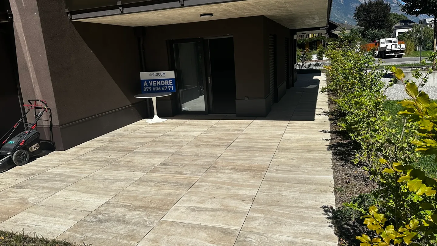 Appartamento recente 3,5 locali, terrazza - giardino nel centro di Martigny - Foto 7 di 11