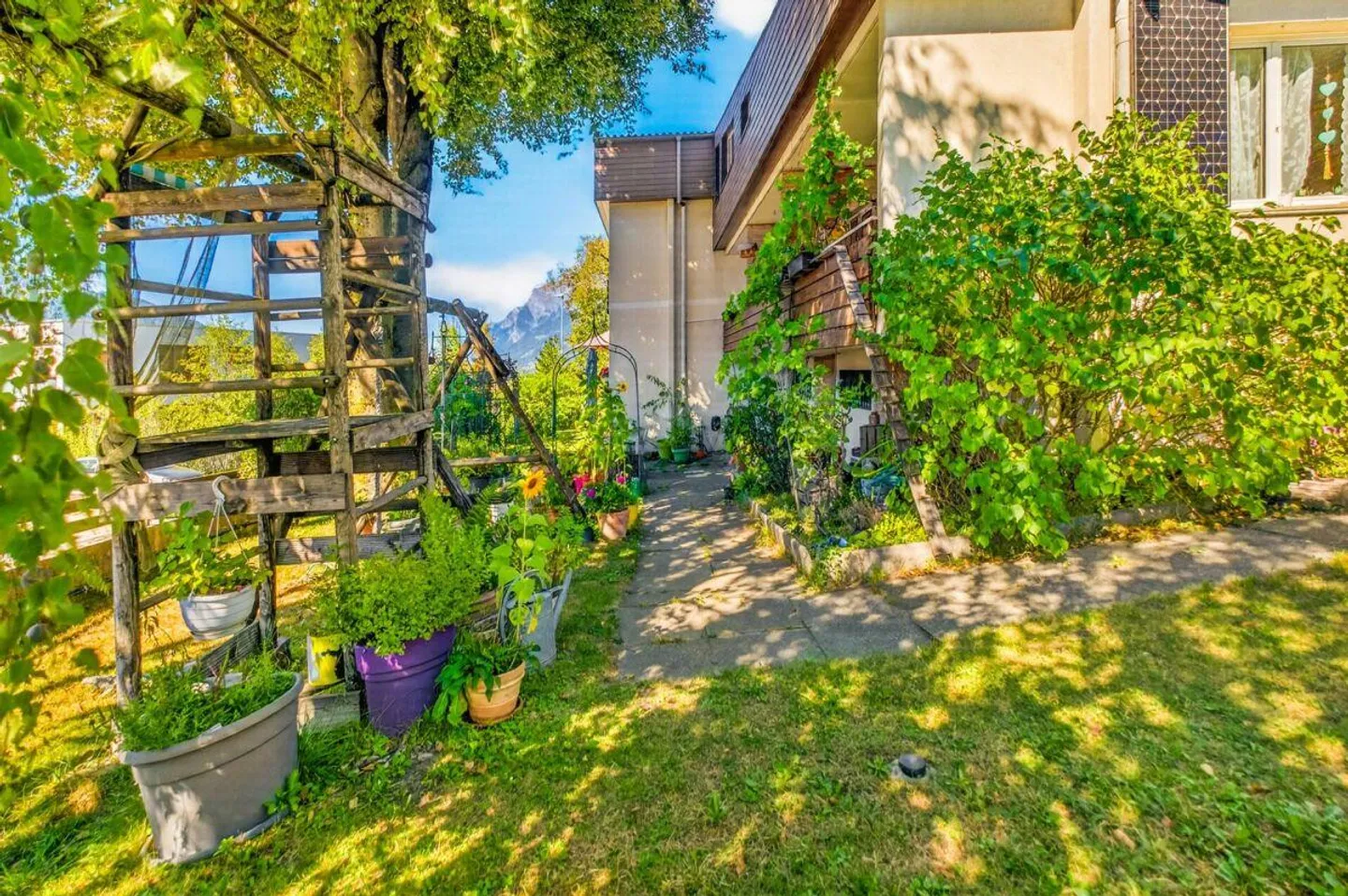 Charmant appartement mansardé de 2.5 pièces dans un endroit calme - Votre nouveau chez-vous vous attend! - Photo 25 sur 30